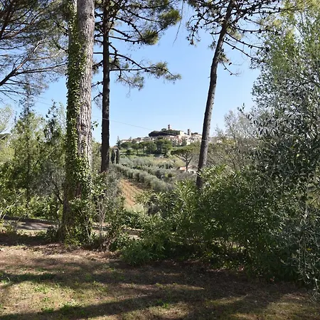 בית נופש Case&colline La Serra Nuova